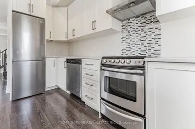 70 Plains Road W 10, Burlington, On L7t 0b6