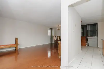 22 Blenheim Drive, Brampton, On L6z 1h9