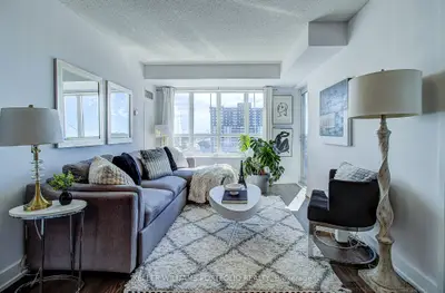6 Eva Road 706, Toronto, On M9c 0b1