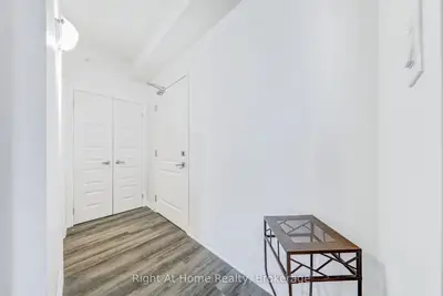 610 Farmstead Drive 307, Milton, On L9t 8x5