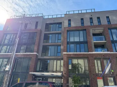 1 Vine Avenue 2 Floor, Toronto, On M6p 0c8