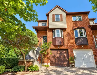 27 Normandy Place, Oakville, On L6k 1r9