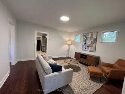 961 Ninth Street, Mississauga, On L5e 1s2