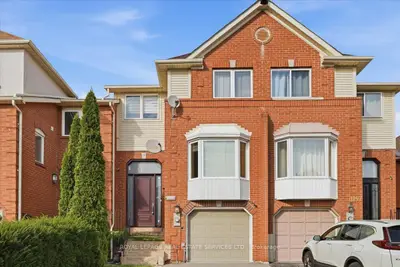 1199 Leewood Drive, Oakville, On L6m 3b3