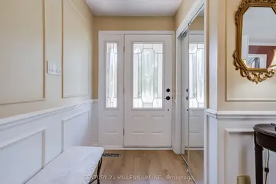 126 Elgin Drive, Brampton, On L6y 2e8