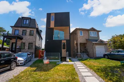 101 Bernice Crescent 3, Toronto, On M6n 1w7