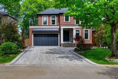 57 Burnhamthorpe Park Boulevard, Toronto, On M9a 1h8
