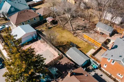 7 Mcmurchy Avenue S, Brampton, On L6y 1y1