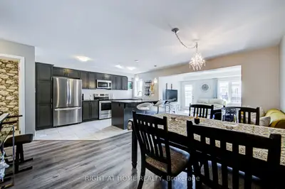 143 Toucan Trail, Oakville, On L6h 0y2