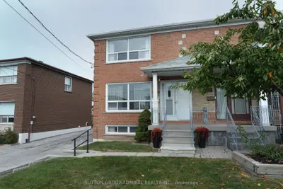 14 Thurrock Road, Toronto, On M3l 1p6