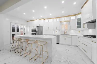 19 Attview Crescent, Brampton, On L6p 2r5