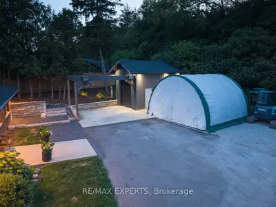 525 King Street E, Caledon, On L7e 0v2