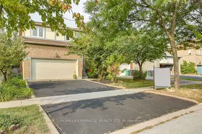 2889 Gulfstream Way, Mississauga, On L5n 6k3