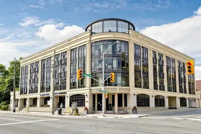 205 LAKESHORE Road W 201, Oakville, ON L6K 0H8