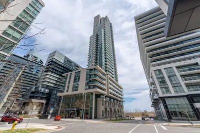 59 Annie Craig Drive 603, Toronto, On M8v 0c4