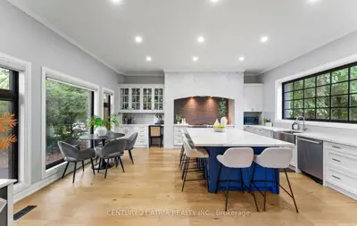 1617 Islington Avenue, Toronto, On M9a 3m8