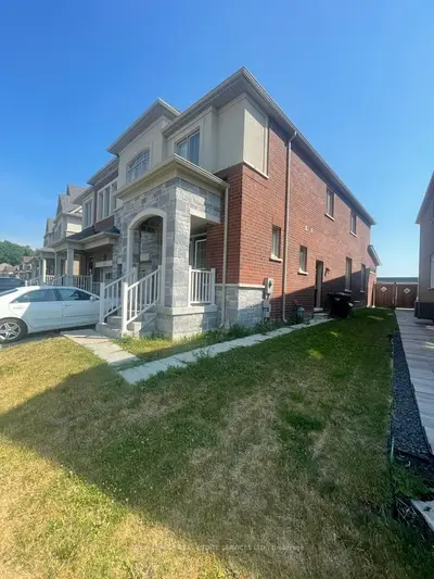 16 Little Britain Crescent, Brampton, On L6y 6a9