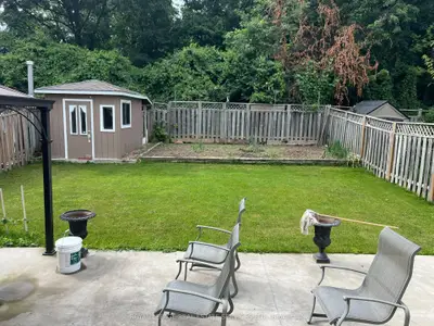 605 Patriot Lower Drive, Mississauga, On L5r 3s1