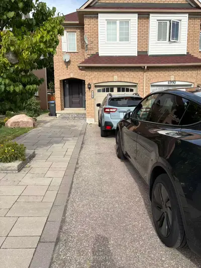 6988 Tassel Crescent, Mississauga, On L5w 1g7
