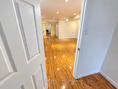 3100 Doyle Street Bsmt, Mississauga, On L5m 0n1