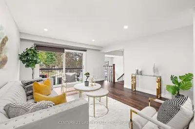 15 Lady Stewart Boulevard, Brampton, On L6s 3y2