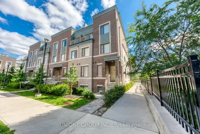 260 Twelfth Street 19, Toronto, On M8v 0j6
