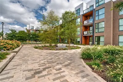 168 Sabina Drive 119, Oakville, On L6h 0w5