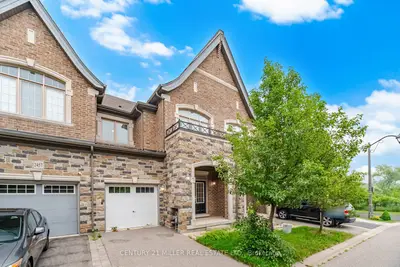 2455 Village Common, Oakville, On L6m 0s2