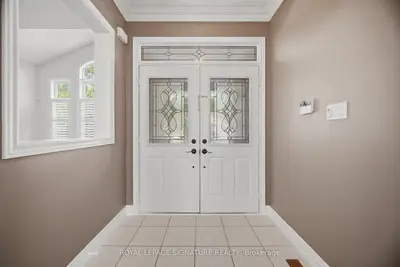 2215 Lapsley Crescent, Oakville, On L6m 4v2