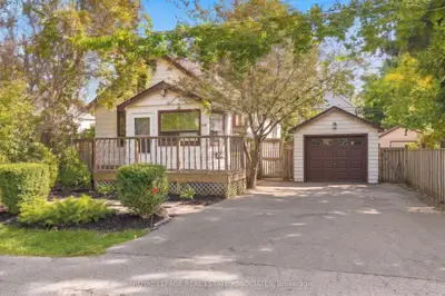 268 Troy Street, Mississauga, On L5g 1s7