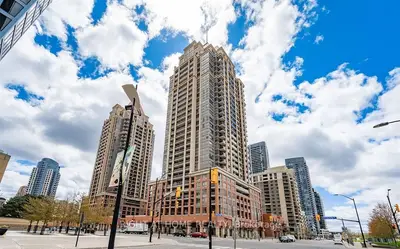 4090 Living Arts Drive 607, Mississauga, On L5b 4m8