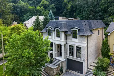 30 Dacre Crescent, Toronto, On M6s 2w1