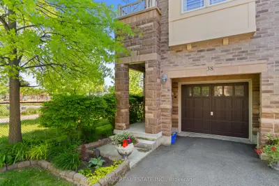 6625 Falconer Drive 38, Mississauga, On L5n 0c8