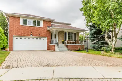 9 Clay Court, Toronto, On M9a 4s2