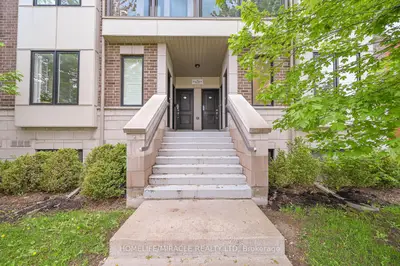 256 Royal York Road 114, Toronto, On M8v 1y8