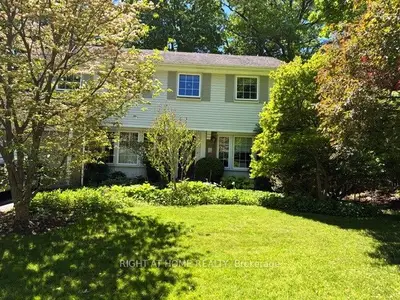 494 Dorland Road, Oakville, On L6j 6b1