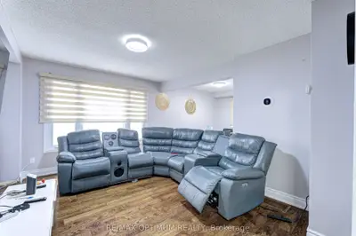 5 Roehampton Crescent, Brampton, On L6y 2r3
