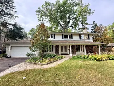 1220 Clarkson Road N Upper, Mississauga, On L5j 2w2