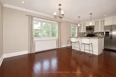 2665 Bloor Street W 2, Toronto, On M8x 1a4