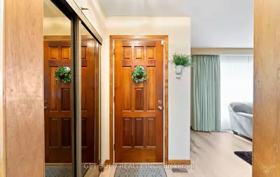 22 Almayo Crescent, Toronto, On M9v 2l4