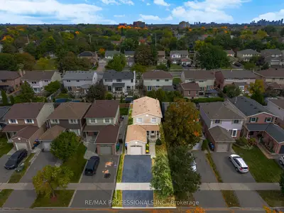 6081 Fullerton Crescent, Mississauga, On L5n 3a3