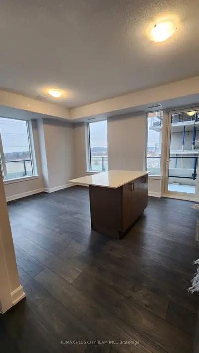 3220 William Coltson Avenue 414, Oakville, On L6h 7c2