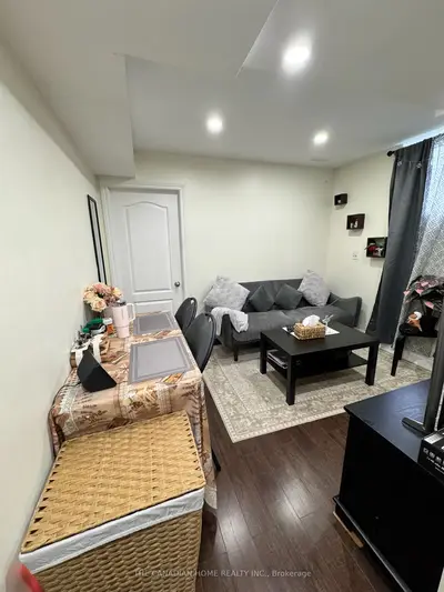 120 Viceroy Crescent, Brampton, On L7a 1v4