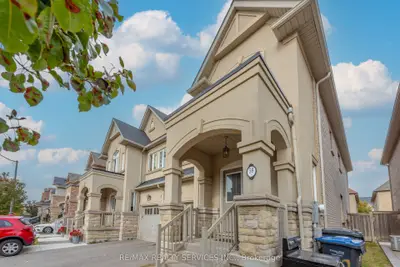 59 Beachville Circle, Brampton, On L6x 0v3
