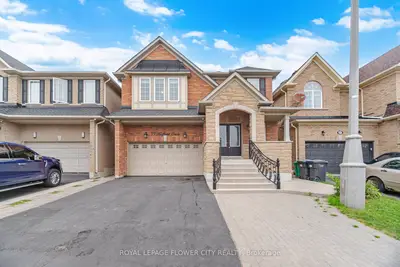 39 Hadfield Circle, Brampton, On L6r 0n6