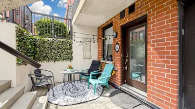 869 Wilson Avenue 14, Toronto, On M3k 0a4