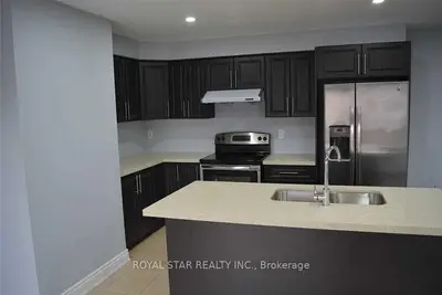 54 Baycliffe Crescent, Brampton, On L7a 3z3