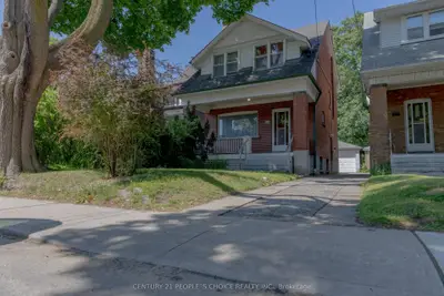 312 Runnymede Road, Toronto, On M6s 2y6