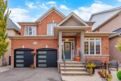 5 Billancourt Crescent, Brampton, On L6p 1v8