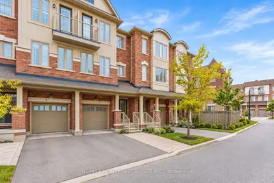 7 Hobart Gardens, Brampton, On L6z 0j1